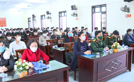 Kim Sơn bồi dưỡng kết nạp Đảng cho thanh ni&ecirc;n chuẩn bị nhập ngũ