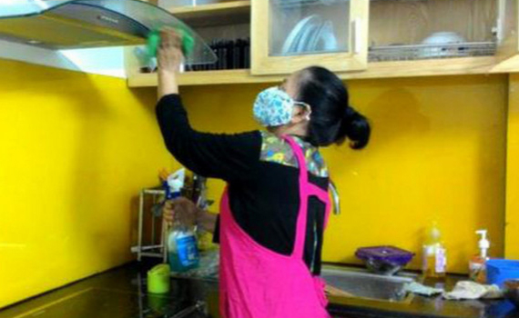 Ngược đ&atilde;i người gi&uacute;p việc gia đ&igrave;nh bị phạt đến 75 triệu đồng