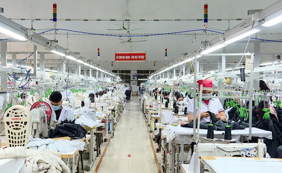 C&ocirc;ng ty Cổ phần may xuất khẩu Ninh B&igrave;nh đề cao tr&aacute;ch nhiệm sản xuất an to&agrave;n, bền vững