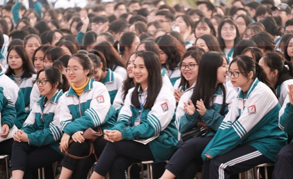 Tuyển sinh năm 2022: Học sinh v&agrave; phụ huynh đều bối rối