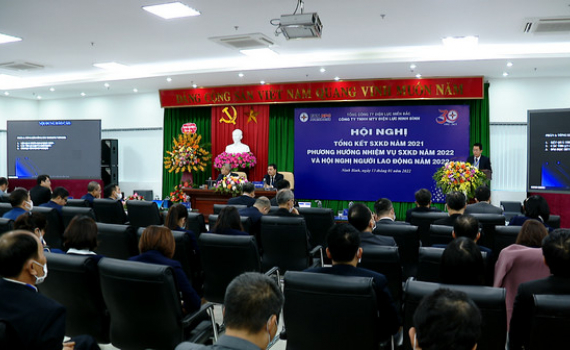 C&ocirc;ng ty TNHH MTV Điện lực Ninh B&igrave;nh triển khai nhiệm vụ năm 2022