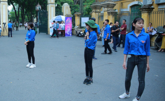 Tuyển khoảng 3.000 t&igrave;nh nguyện vi&ecirc;n phục vụ SEA Games 31 