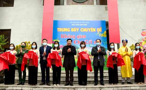 Khai mạc trưng b&agrave;y chuy&ecirc;n đề "Kh&ocirc;ng gian chợ Tết xưa"
