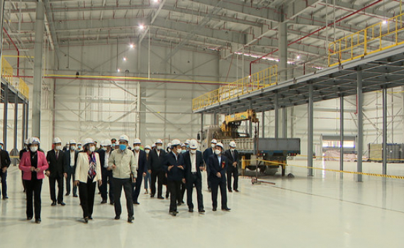 C&aacute;c đồng ch&iacute; l&atilde;nh đạo tỉnh kiểm tra tiến độ thực hiện Dự &aacute;n Nh&agrave; m&aacute;y Hyundai Th&agrave;nh C&ocirc;ng số 2