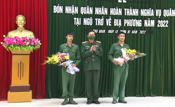 Nho Quan đ&oacute;n nhận qu&acirc;n nh&acirc;n ho&agrave;n th&agrave;nh nghĩa vụ qu&acirc;n sự trở về địa phương