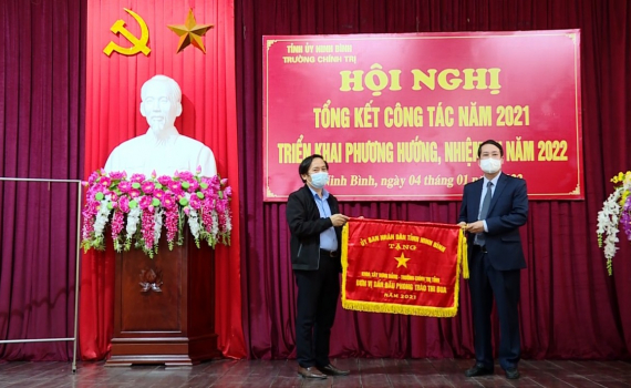 Trường Ch&iacute;nh trị tỉnh triển khai nhiệm vụ 2022