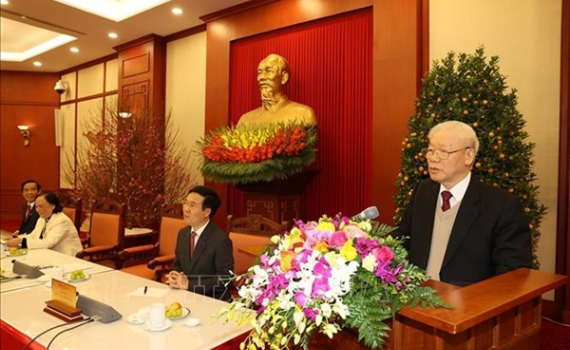 Tổng B&iacute; thư Nguyễn Ph&uacute; Trọng gặp mặt đại biểu dự Đại hội VI Hội Người cao tuổi Việt Nam
