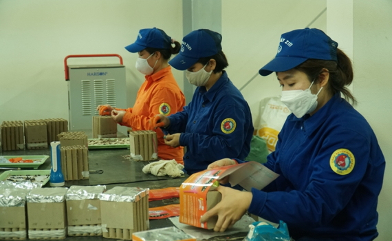 Sử dụng ph&aacute;o hoa ng&agrave;y Tết sao cho đ&uacute;ng