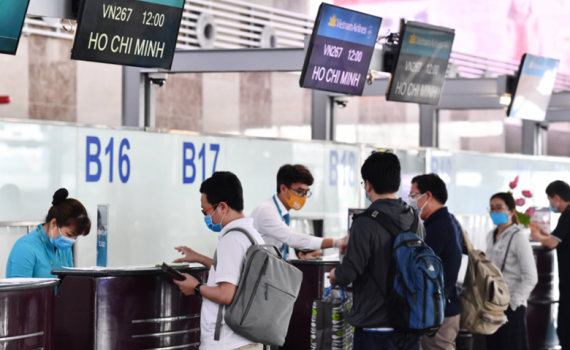 H&agrave;nh kh&aacute;ch n&ecirc;n check-in trực tuyến khi bay dịp Tết