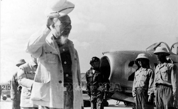 Binh ph&aacute;p Hồ Ch&iacute; Minh về kết hợp đ&aacute;nh với đ&agrave;m trong cuộc kh&aacute;ng chiến chống Mỹ, cứu nước