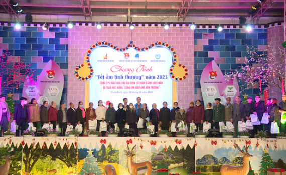 Chương tr&igrave;nh &ldquo;Tết ấm t&igrave;nh thương&rdquo; Xu&acirc;n Qu&yacute; M&atilde;o năm 2023 