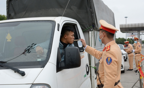 Nỗ lực bảo đảm trật tự, an to&agrave;n giao th&ocirc;ng dịp Tết v&agrave; lễ hội đầu xu&acirc;n