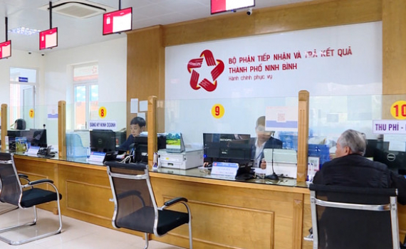 TP. Ninh B&igrave;nh &ndash; Đơn vị dẫn đầu chỉ số năng lực cạnh tranh cấp huyện, th&agrave;nh phố