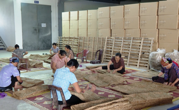 Doanh nghiệp Kim Sơn nỗ lực vượt kh&oacute; để ph&aacute;t triển