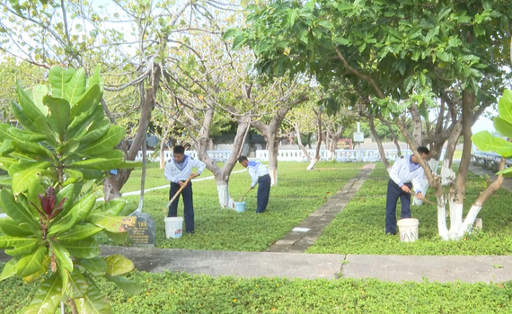 Để Trường Sa th&ecirc;m xanh
