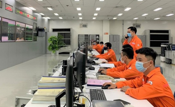 EVN sẵn s&agrave;ng vận h&agrave;nh hệ thống điện an to&agrave;n, li&ecirc;n tục trong dịp Tết