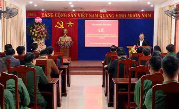 TP. Ninh B&igrave;nh đ&oacute;n nhận v&agrave; tư vấn, giới thiệu việc l&agrave;m cho qu&acirc;n nh&acirc;n xuất ngũ