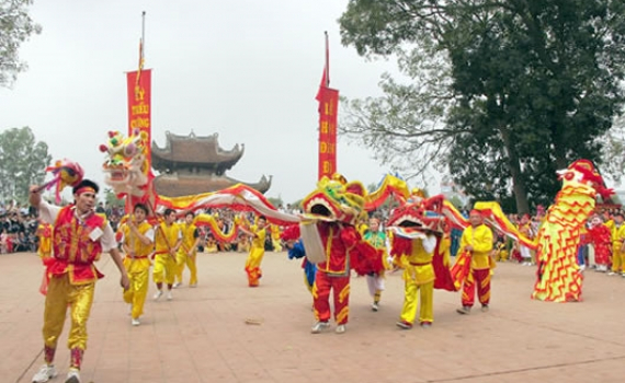 Ng&acirc;n s&aacute;ch nh&agrave; nước hỗ trợ hoạt động phục dựng, ph&aacute;t huy gi&aacute; trị lễ hội truyền thống