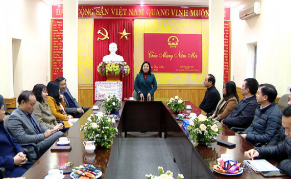 Trưởng Ban Tuy&ecirc;n gi&aacute;o Tỉnh uỷ thăm, ch&uacute;c Tết một số cơ quan b&aacute;o ch&iacute;