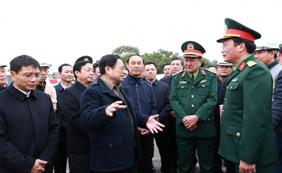 Thủ tướng Ch&iacute;nh phủ Phạm Minh Ch&iacute;nh: Thi c&ocirc;ng cao tốc bảo đảm tiến độ, chất lượng, kh&ocirc;ng đội vốn