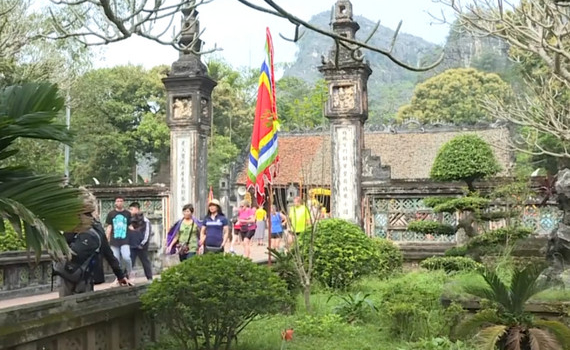 Hoa Lư đảm bảo đ&oacute;n du kh&aacute;ch chu đ&aacute;o, an to&agrave;n