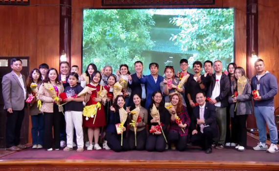 Du kh&aacute;ch đến Ninh B&igrave;nh tăng mạnh dịp Tết Nguy&ecirc;n đ&aacute;n