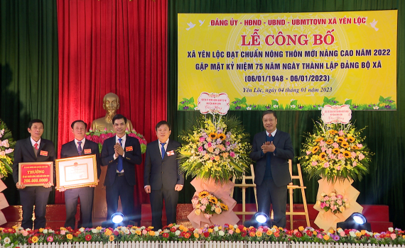 Y&ecirc;n Lộc c&ocirc;ng bố x&atilde; đạt chuẩn n&ocirc;ng th&ocirc;n mới n&acirc;ng cao