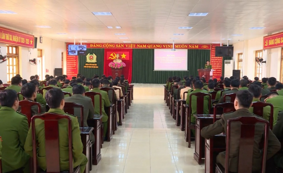 C&ocirc;ng an TP Ninh B&igrave;nh triển khai phương &aacute;n đảm bảo an to&agrave;n đ&ecirc;m Giao thừa