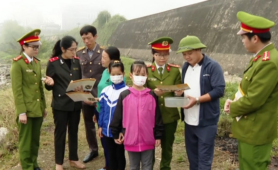 Kiểm tra hoạt động khai th&aacute;c v&agrave; bảo vệ nguồn lợi thủy sản tại th&agrave;nh phố Ninh B&igrave;nh