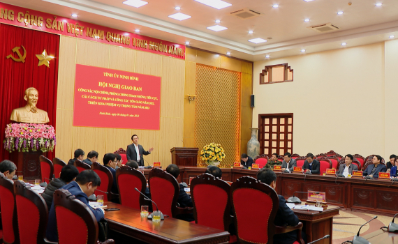 Giao ban c&ocirc;ng t&aacute;c nội ch&iacute;nh, ph&ograve;ng chống tham nhũng, ti&ecirc;u cực, cải c&aacute;ch tư ph&aacute;p v&agrave; c&ocirc;ng t&aacute;c t&ocirc;n gi&aacute;o