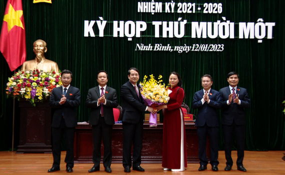 Kỳ họp thứ Mười Một, HĐND tỉnh kh&oacute;a XV