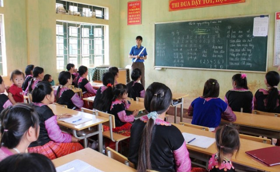 Sửa đổi nghị định về phổ cập gi&aacute;o dục, x&oacute;a m&ugrave; chữ