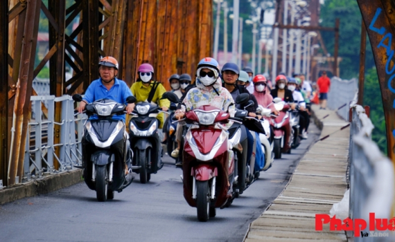 Thời tiết h&ocirc;m nay (8-1): H&agrave; Nội s&aacute;ng sớm c&oacute; sương m&ugrave;, ng&agrave;y nắng