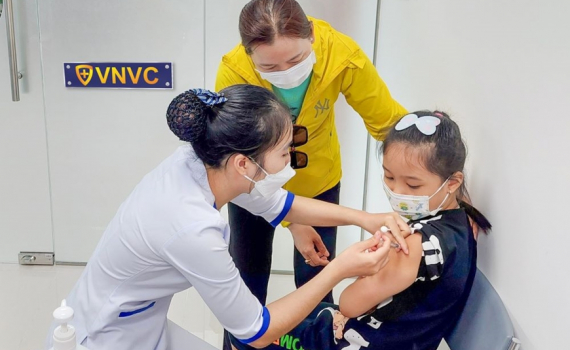 Bảo đảm nguồn vaccine cho ti&ecirc;m chủng mở rộng