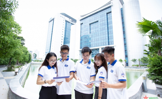 Ch&iacute;nh thức điều chỉnh tăng học ph&iacute; đại học