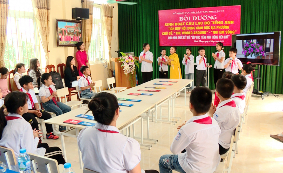 Bồi dưỡng sinh hoạt c&acirc;u lạc bộ tiếng Anh cấp Tiểu học