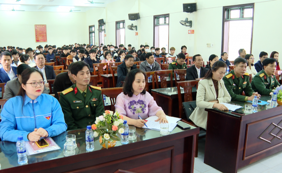 Kim Sơn khai giảng lớp bồi dưỡng nhận thức về Đảng kh&oacute;a I