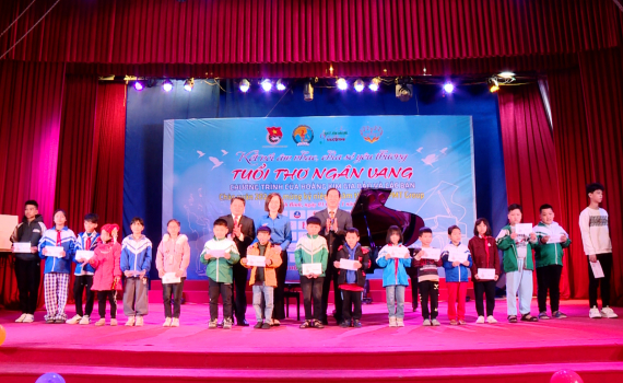 Chương tr&igrave;nh &ldquo;Tuổi thơ ng&acirc;n vang&rdquo; năm 2024