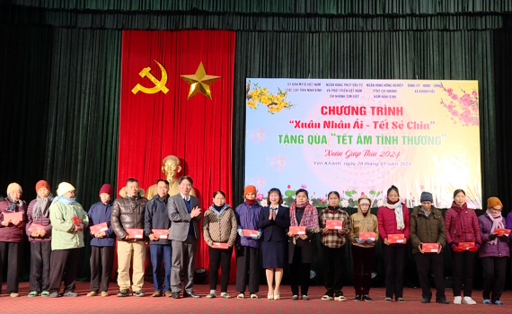 Chương tr&igrave;nh &ldquo;Xu&acirc;n nh&acirc;n &aacute;i - Tết sẻ chia&rdquo; tại Y&ecirc;n Kh&aacute;nh
