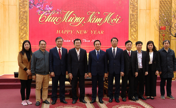 Nguy&ecirc;n Chủ tịch nước Trương Tấn Sang thăm, ch&uacute;c Tết tỉnh Ninh B&igrave;nh
