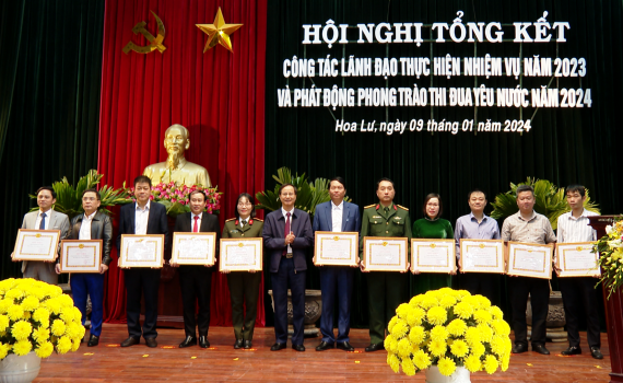 Hoa Lư tổng kết c&ocirc;ng t&aacute;c l&atilde;nh đạo thực hiện nhiệm vụ năm 2023