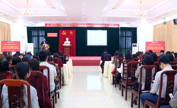 Sở Lao động - Thương binh v&agrave; X&atilde; hội tập huấn về tuyển dụng, quản l&yacute; lao động l&agrave; người nước ngo&agrave;i