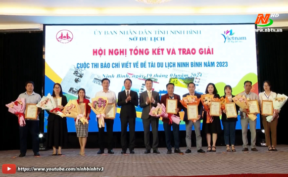 Trao giải Cuộc thi b&aacute;o ch&iacute; viết về đề t&agrave;i du lịch Ninh B&igrave;nh lần thứ II năm 2023