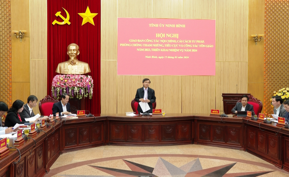 Giao ban c&ocirc;ng t&aacute;c nội ch&iacute;nh, cải c&aacute;ch tư ph&aacute;p, ph&ograve;ng, chống tham nhũng, ti&ecirc;u cực v&agrave; c&ocirc;ng t&aacute;c t&ocirc;n gi&aacute;o