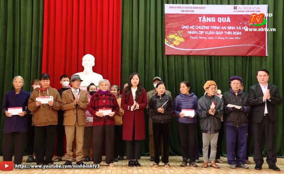 Đảng ủy Khối Cơ quan v&agrave; Doanh nghiệp tỉnh tặng qu&agrave; Tết