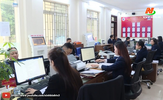Tam Điệp gi&uacute;p người d&acirc;n thực hiện dịch vụ c&ocirc;ng trực tuyến