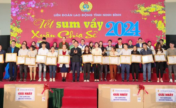 Chương tr&igrave;nh "Tết sum vầy - Xu&acirc;n chia sẻ" năm 2024