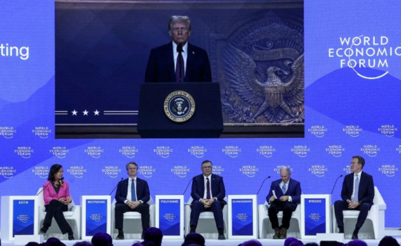Th&ocirc;ng điệp &ldquo;c&acirc;y gậy v&agrave; củ c&agrave; rốt&rdquo; của &ocirc;ng Donald Trump