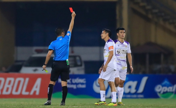 V&ograve;ng 11 V-League 2024-2025: H&agrave; Nội FC thất thủ tr&ecirc;n s&acirc;n nh&agrave;