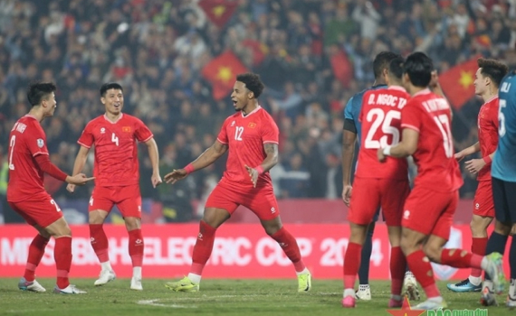 Tin thể thao (2-1): Tuyển Việt Nam chạm tr&aacute;n Th&aacute;i Lan tại chung kết ASEAN Cup